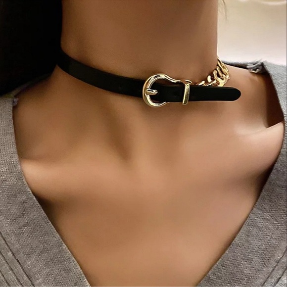 Gold Leather Buckle Design Chain Link Choker - Picture 6 of 12